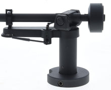 Linn Akito 2  (Preowned, Ref 007836)