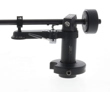 Linn Basik Plus  (Preowned, Ref 007565)