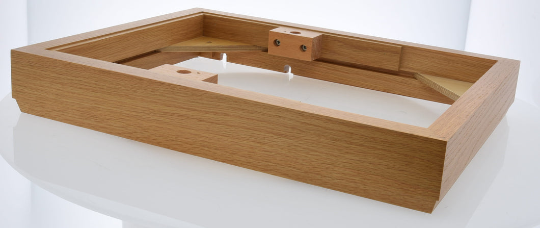 Linn LP12  Oak Plinth   (2013)  (Preowned, Ref 005074)