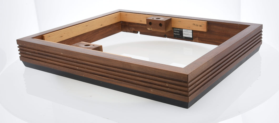 Linn LP12  Fluted Plinth (Preowned, Ref 004070)